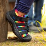 Keen Black-original Tie Dye Newport Schuh Für Große Kinder – Bild 6